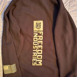 Men’s Black hoodie XL - fits like a large